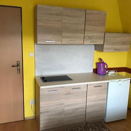 Apartmány Ingrid Bešeňová Esterno foto